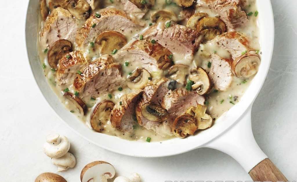 Свинина с шампиньонами просто, быстро, вкусно и полезно (2 видео) | грибы собираем