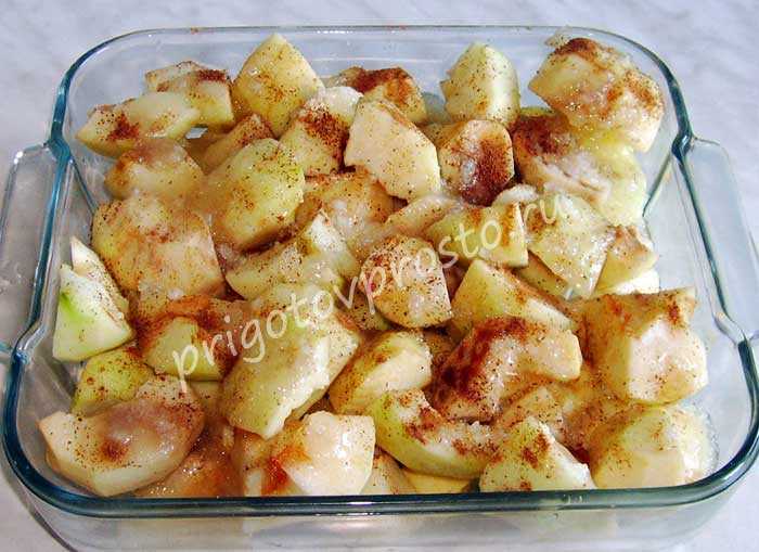 Как запечь яблоки в микроволновке, с сахаром, для ребёнка, с творогом
