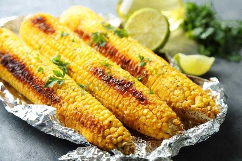 Кукуруза запеченная в духовке – вкусный рецепт с фото приготовления в фольге