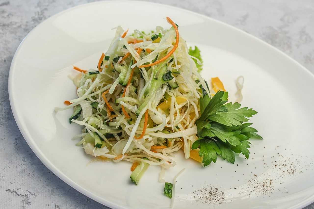 Новый салатик вкусно до безумия. салатики к новому 2020 году: топ - 10 лучших идей