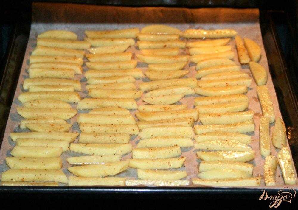 Как запечь картошку в духовке с хрустящей золотистой корочкой