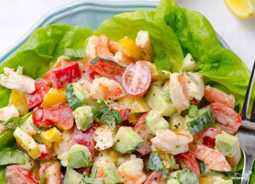 Салат с авокадо и курицей – 10 вкусных диетических рецептов