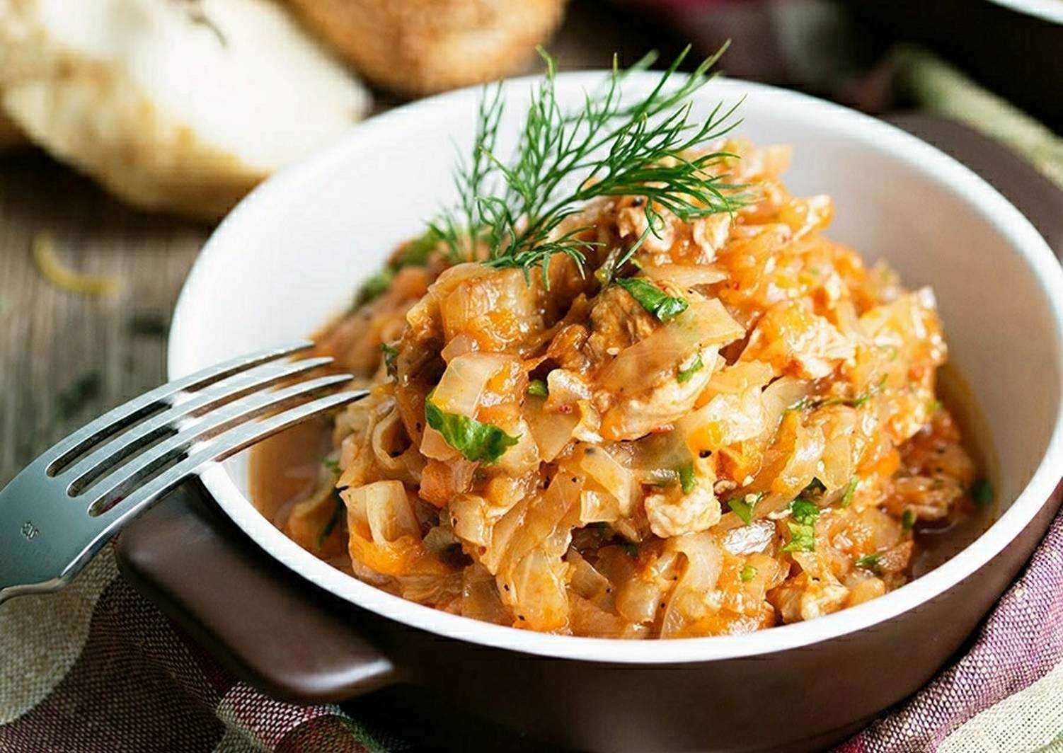 Тушеная капуста: 8 самых вкусных рецептов!
