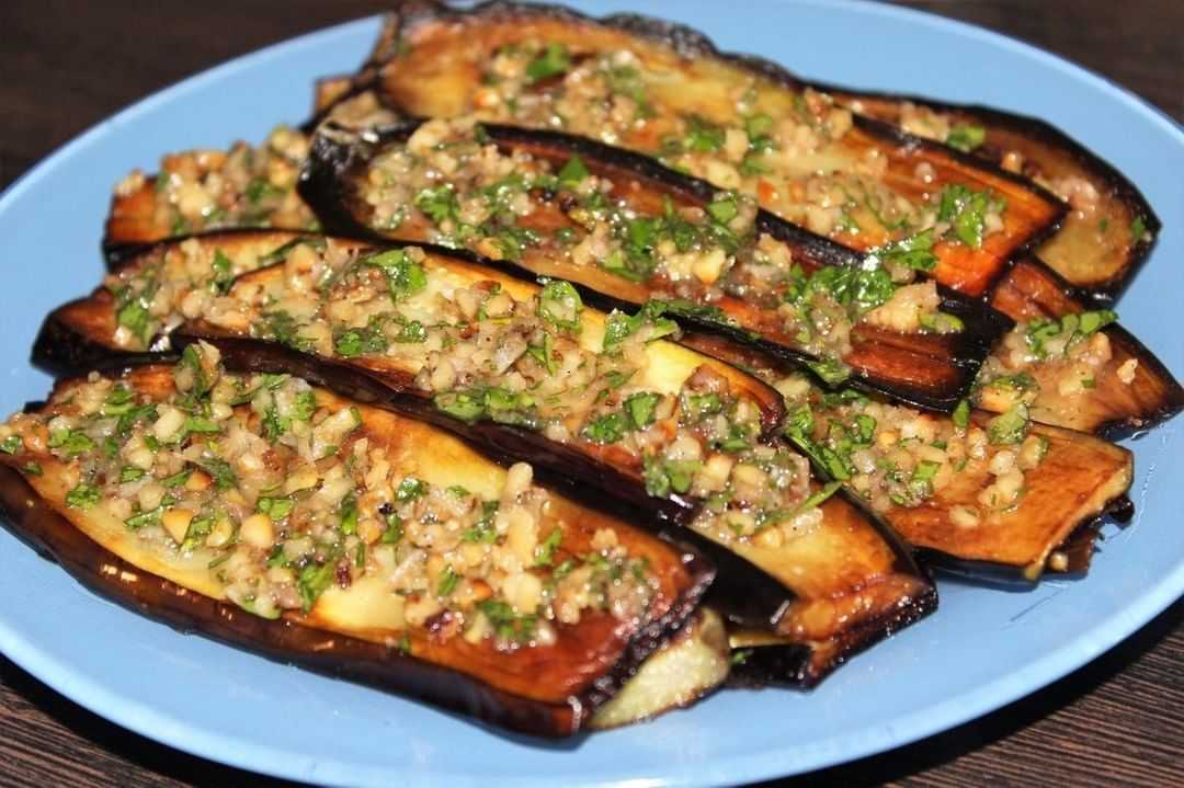 Баклажаны по-грузински на зиму — 5 самых вкусных рецептов быстрого приготовления