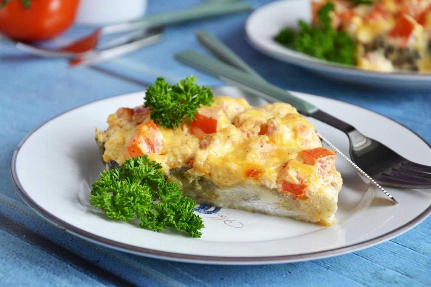 Горбуша запеченная в духовке с сыром и помидорами