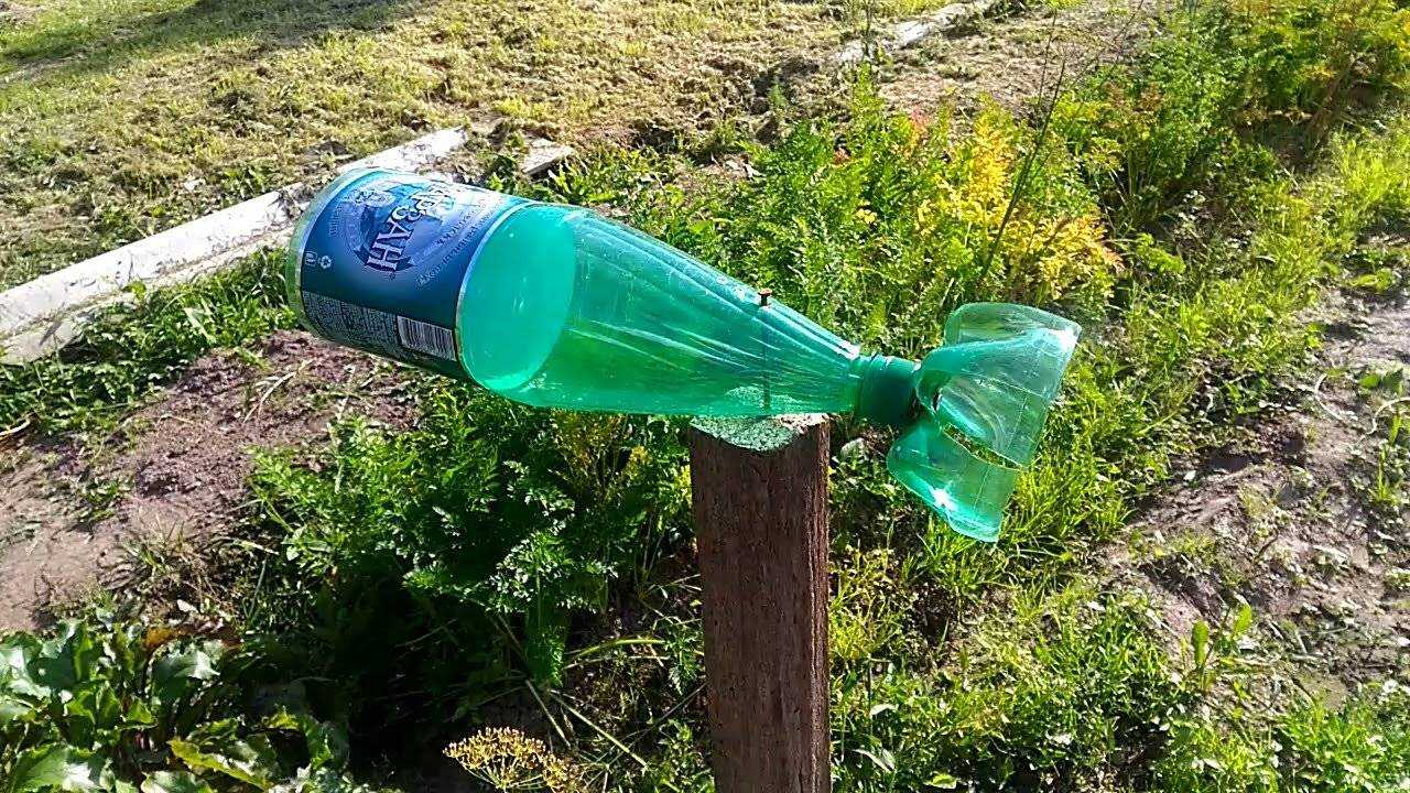 Отпугиватель кротов своими руками из пластиковой бутылки