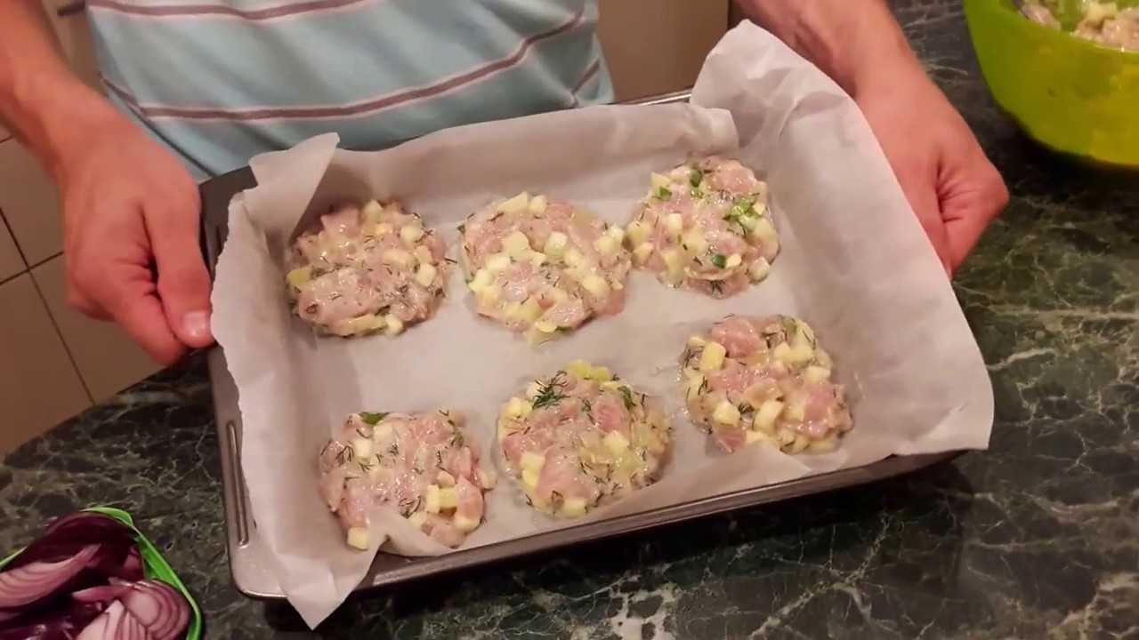 Запеченная, диетическая, сочная куриная грудка с овощами. | шедевры кулинарии