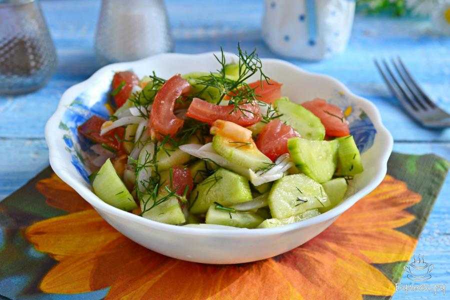 Салат с сыром и помидорами – 10 простых и вкусных рецептов