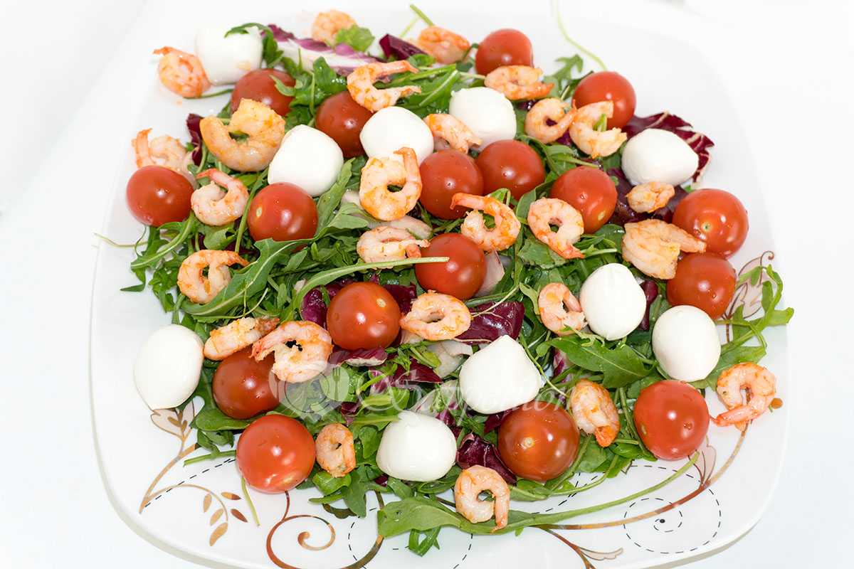 Очень вкусный овощной салат — 9 простых, лучших рецептов приготовления