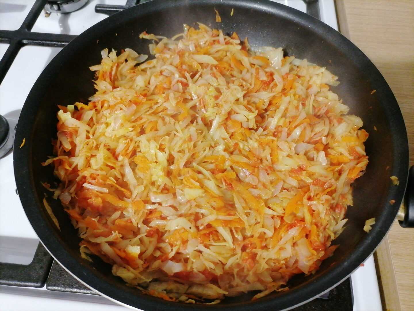 Тушёная капуста "классическая" - очень вкусные рецепты           