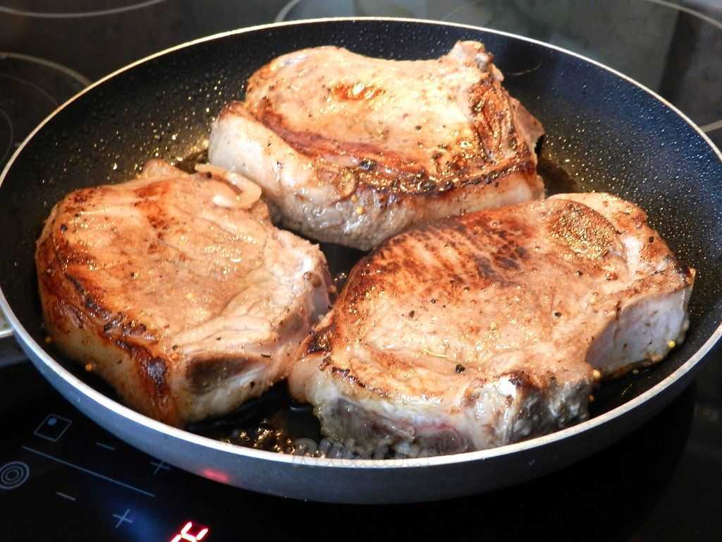 Гуляш из свинины с подливкой - 6 пошаговых рецептов