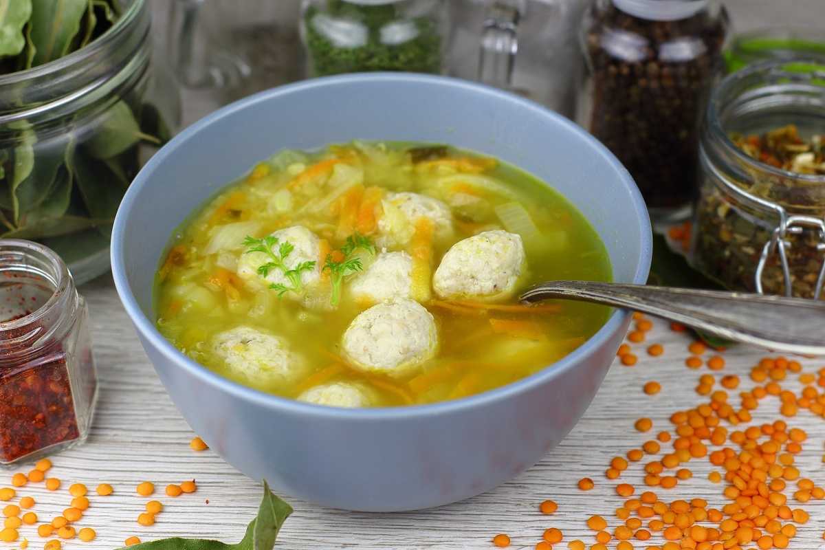 Суп с фрикадельками: 8 самых вкусных пошаговых рецептов